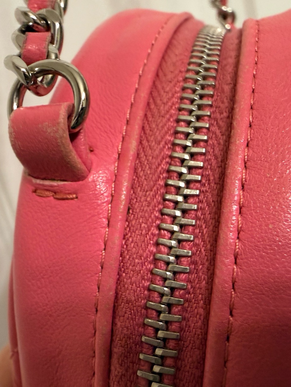 *Authentic* CHANEL - Leather Quilted Crossbody Bag w/ COA - Picture 13 of 16